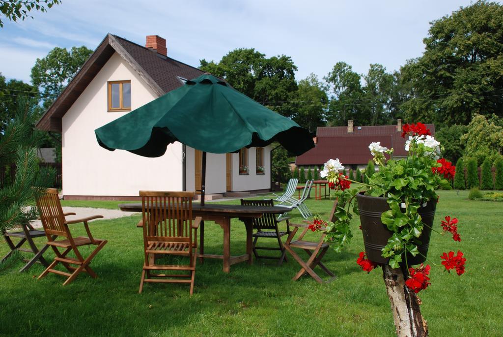 Brivdienu Maja Riekstnieki Plieņciems Exterior foto