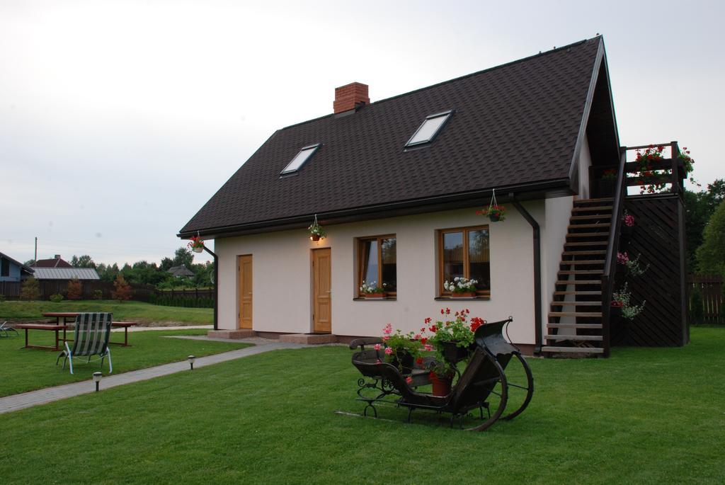 Brivdienu Maja Riekstnieki Plieņciems Exterior foto